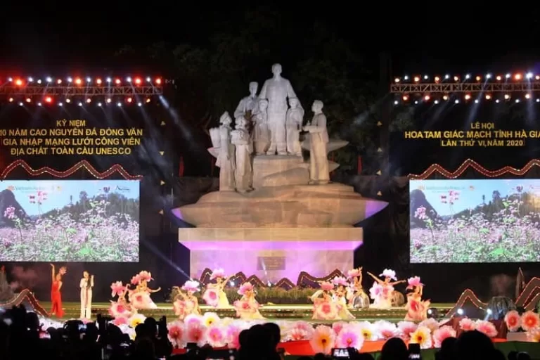 Quảng trường 26/3 – Hà Giang