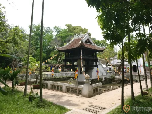 bức ảnh chụp ngôi chùa,