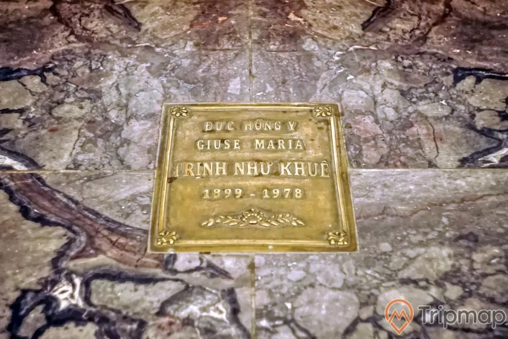 tấm kia mộ Hồng y giuse maria Trịnh Như Khuê 1899 1978